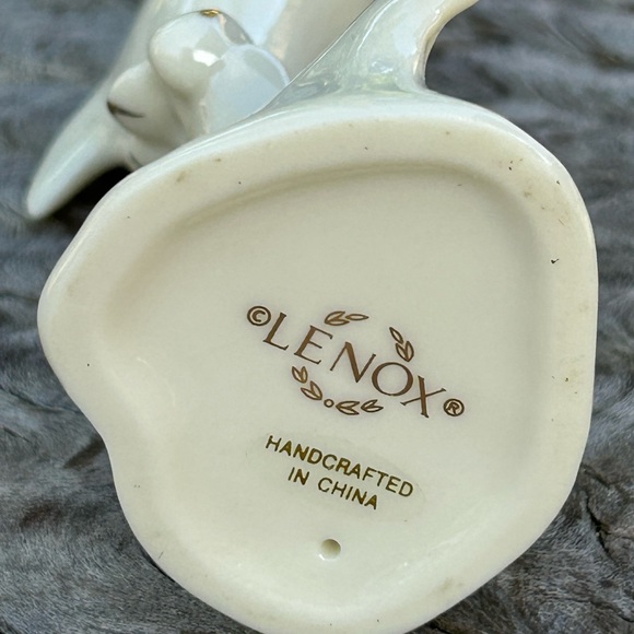 Lenox Figurine Cream Dolphin Porcelain Retired - Picture 5 of 5